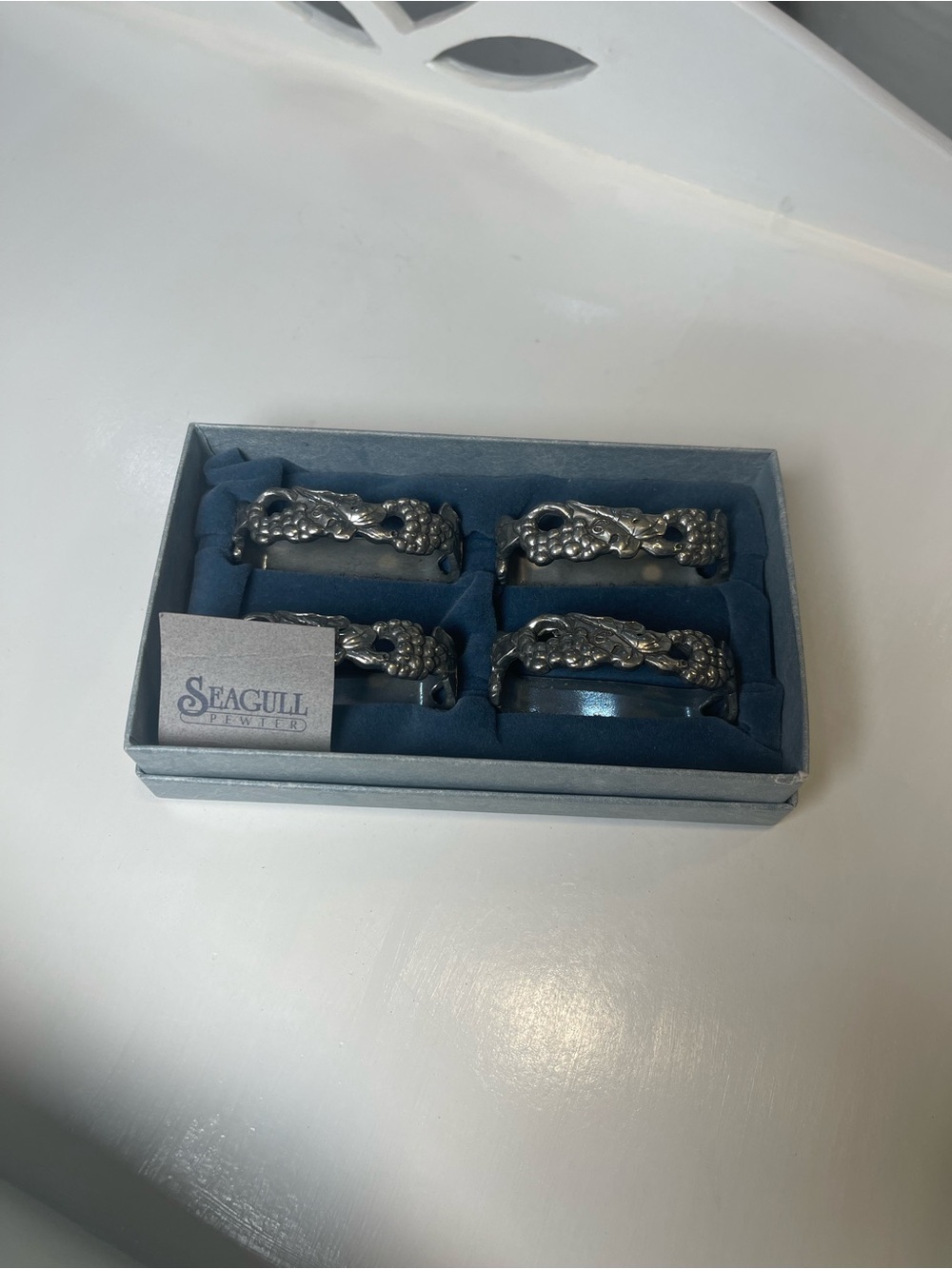 Seagull Pewter Silver Floral Napkin Rings - Set of 4